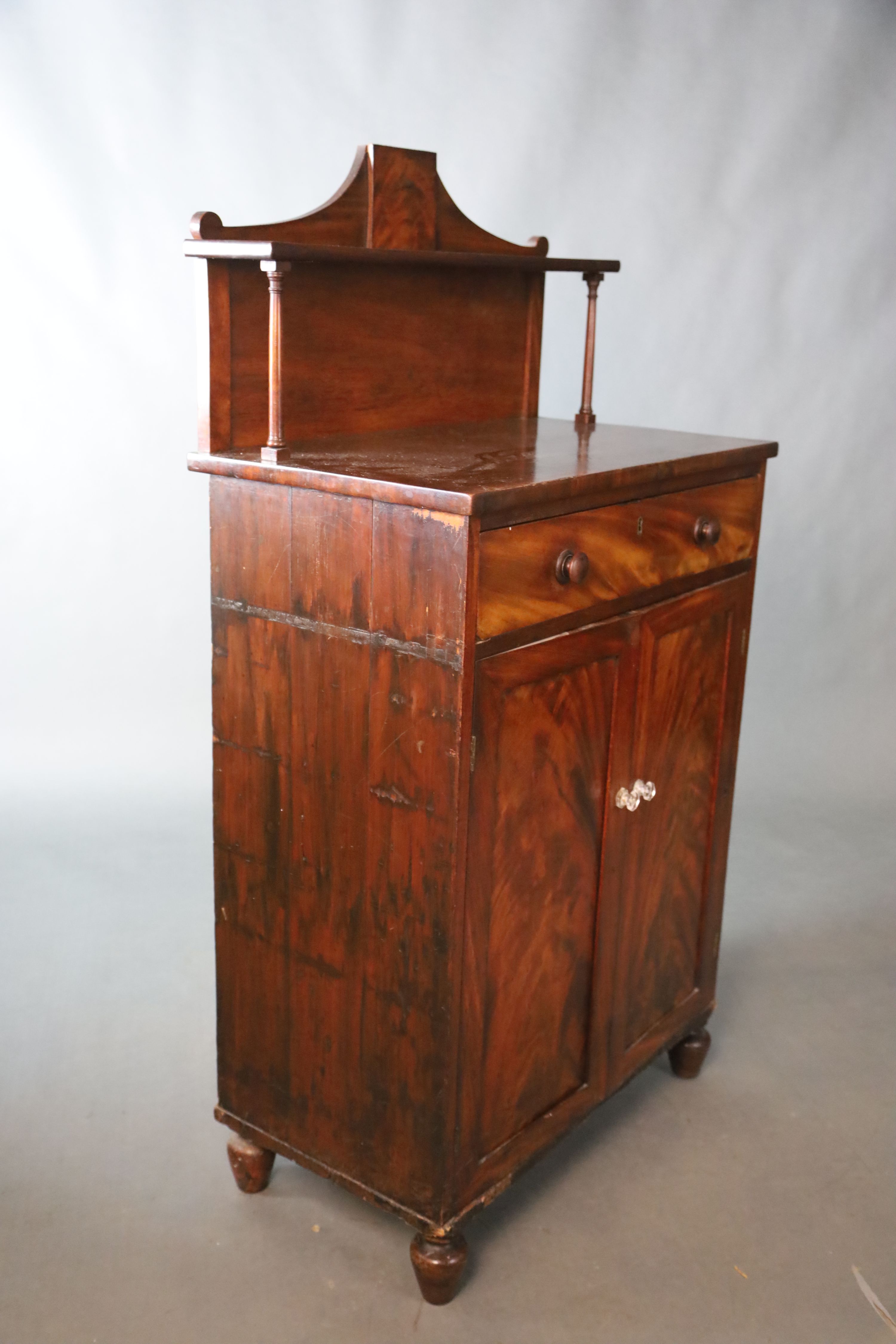 A small Regency mahogany chiffonier, W.72.5cm D.41cm H.134.5cm